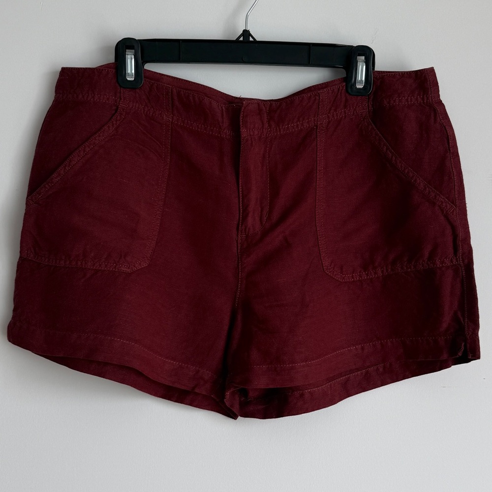 Sanctuary maroon shorts